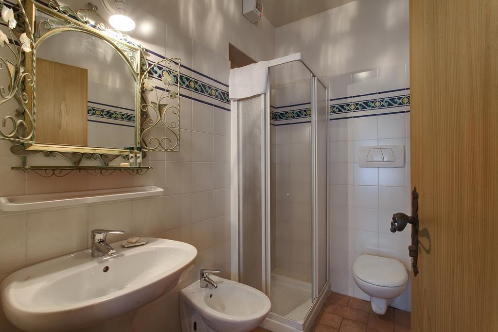 Agriturismo Maso Lizzone Dro Bagian luar foto