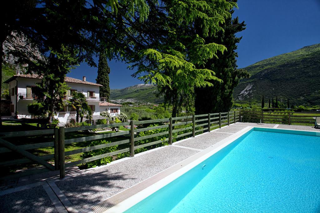 Agriturismo Maso Lizzone Dro Bagian luar foto